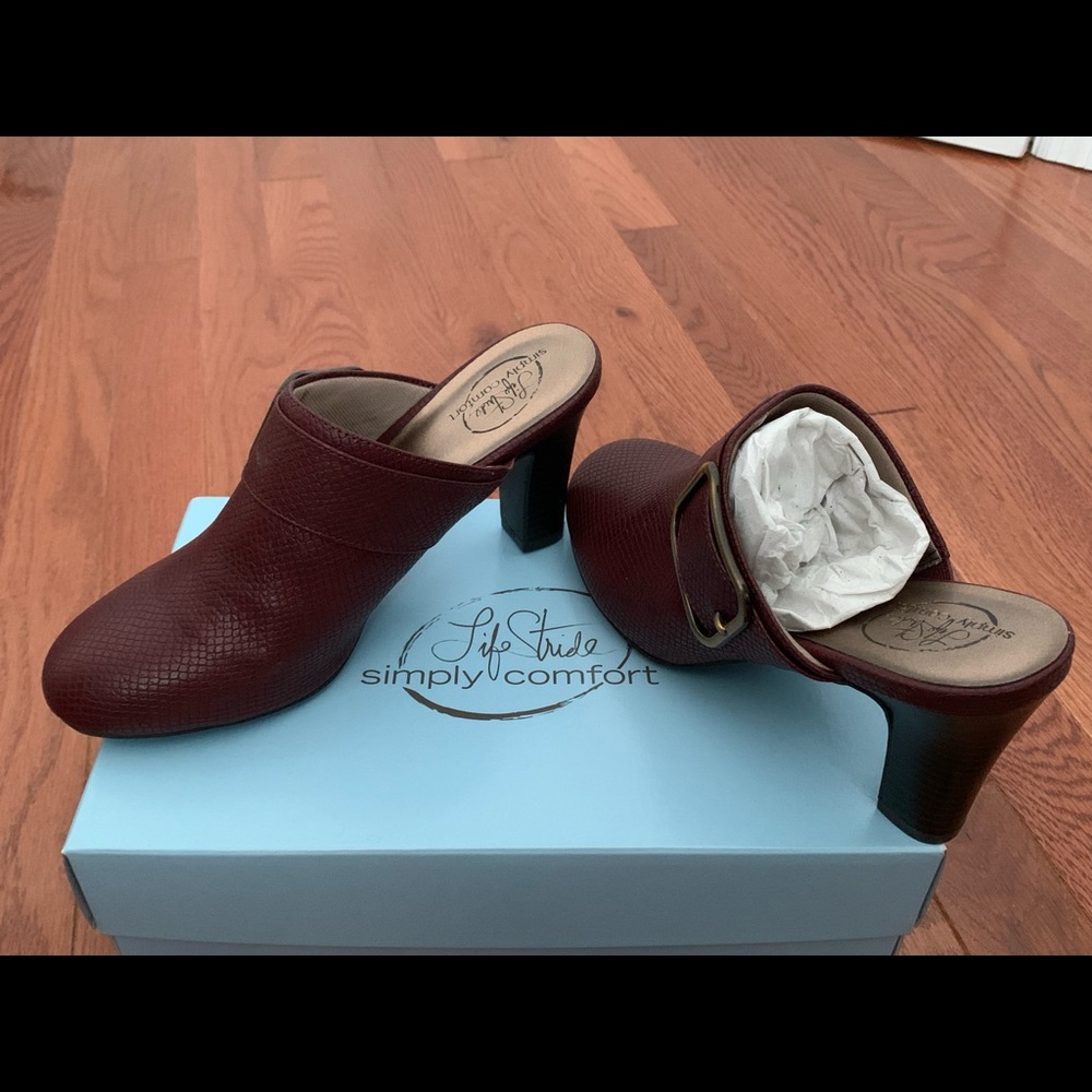 Life Stride Simply Comfort mule